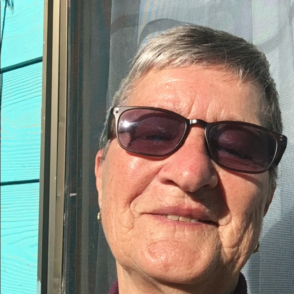 Meet your Posher, Josephine